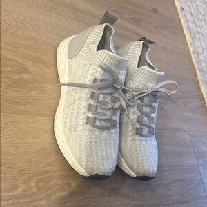 Antonio Melani Women's Gray Sneakers